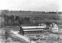 Alte Turnhalle noch ohne Bergschule