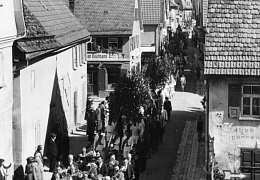 Kinderfestumzug durch die Memminger Torstraße