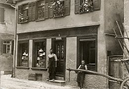 Gebäude Scharenstetter Straße 2