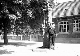 Brunnen vor Kindergarten Kirchplatz