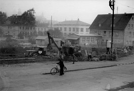 Baubeginn der Häuserzeile in der Bahnhofstraße