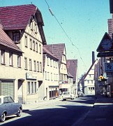 Untere Marktstraße mit Volksbank, Bollens und Gaissmaier