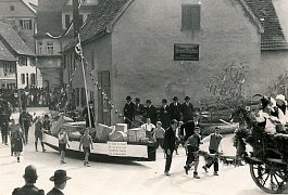 Maiumzug in der Schrannenstraße