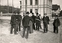 Neubau des Fetzer Stadel neben Villa Crone