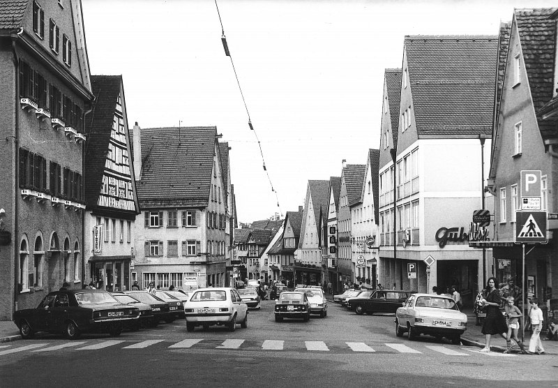  - Bild 2 von 19