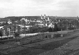 Panorama über Bahnhofstraße zur Stadtmauer