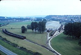 Brenzauen vor dem Bosch Logistikzentrum