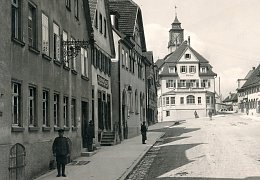 Das Schuhhaus neben der Kanne