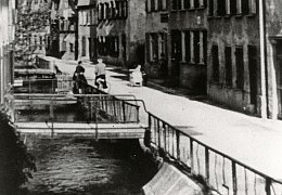 Brenzkanal mit Brücken in der Lederstraße