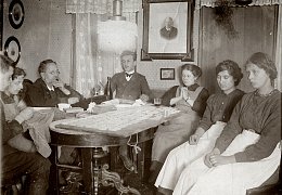 Im Wohnzimmer der Familie Faber