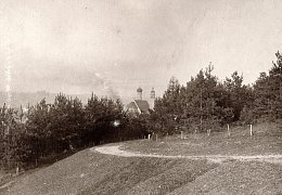 Schotterstraße hinterm Wäldle am Schießberg