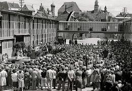 Betriebsversammlung bei der Firma Steiff