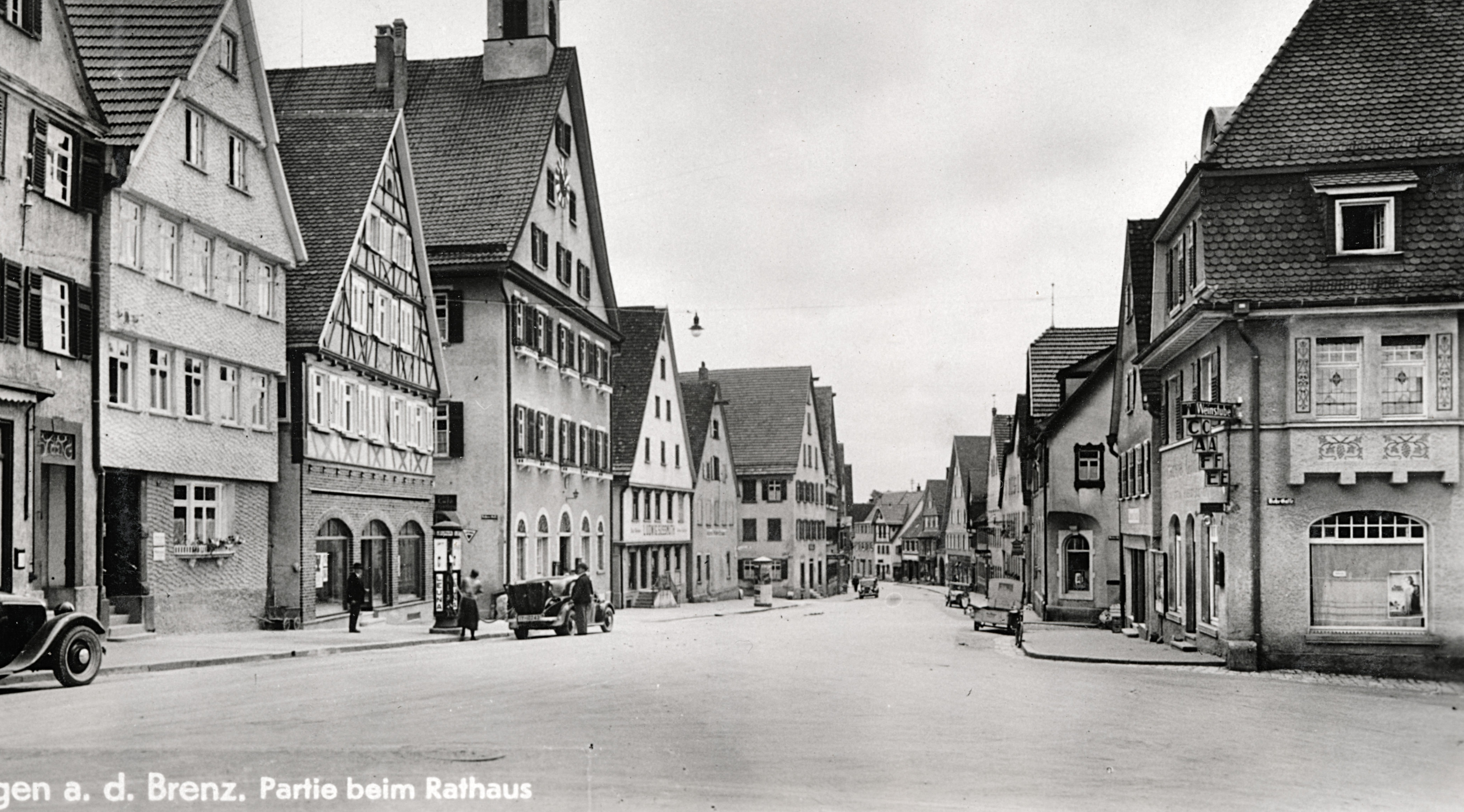 1935