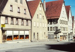 Schöne Farbaufnahme von Süßmuth bis Wolff