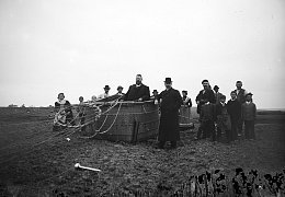 Landung einer Ballonfahrt im Ried