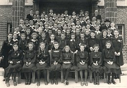Konfirmationsklasse aus dem Jahr 1949